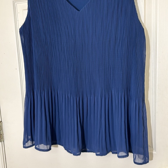 Land Bryant Navy Blue Peplum Pleated Top Size 18 - Picture 4 of 6